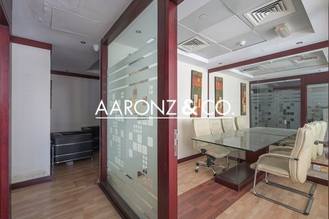 Jumeirah Lake Towers, Dubai, संयुक्त अरब अमीरात में कार्यालय, 73.9 वर्ग मीटर, संख्या 670659 - फ़ोटो 8