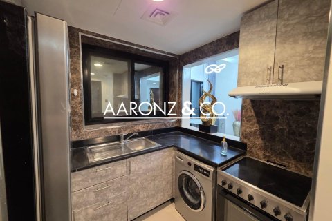 Διαμέρισμα σε Dubai Marina, ΗΑΕ 1 υπνοδωμάτιο, 69.5 τ.μ. Αρ. 670662 - φωτογραφία 8