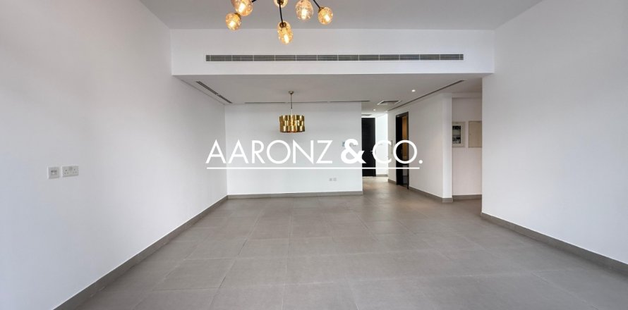 Villa sa Mudon, Dubai, UAE 3 silid-tulugan, 190 sq.m. № 670661