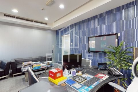 Warehouse in Jebel Ali, Dubai, UAE 5838 sq.m. № 620234 - photo 17