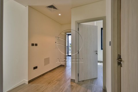 Villa on the Yas Island, Abu Dhabi, UAE 4 bedrooms, 209 sq.m. № 615328 - photo 16