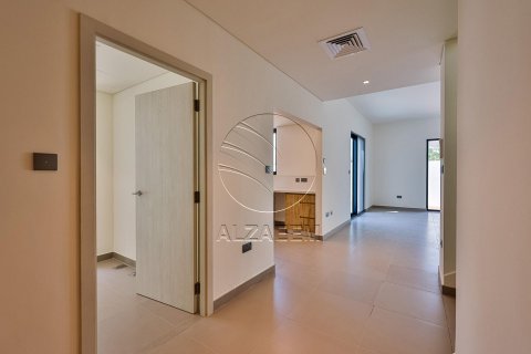 Villa on the Yas Island, Abu Dhabi, UAE 4 bedrooms, 209 sq.m. № 615328 - photo 4