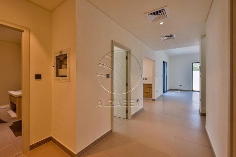 Villa on the Yas Island, Abu Dhabi, UAE 4 bedrooms, 209 sq.m. № 615328 - photo 3