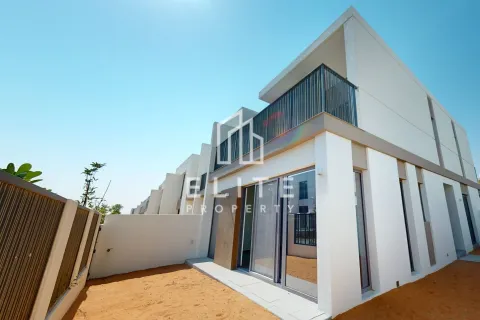 Tilal Al Ghaf, Dubai, UAE의 임대용 빌라 침실 4개 번호 646483 - 사진 1