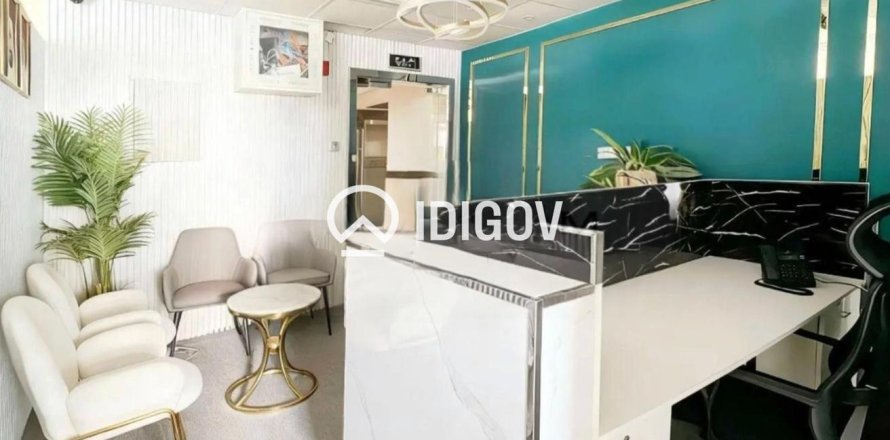 Bureau à Business Bay, Dubai, EAU: 138.61 m2 № 761122