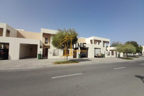 تاون هاوس للبيع في Mina Al Arab، رأس الخيمة، الإمارات العربية المتحدة 3 غرفة نوم ، 205.8 متر مربع ، رقم 588308 - صورة 1