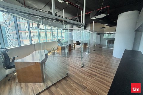 Escritório para arrendamento em Business Bay, Dubai, EAU 94.2 m2 № 718936 - foto 2