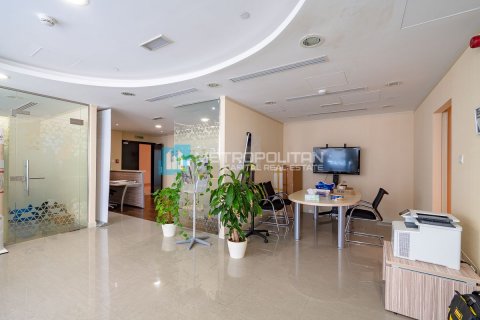 Office in Al Reem Island, Abu Dhabi, UAE 148.1 sq.m. № 568951 - photo 11