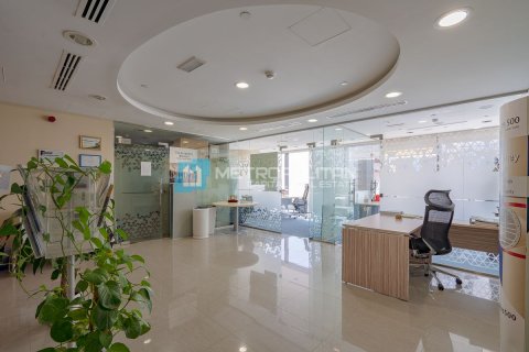 Office in Al Reem Island, Abu Dhabi, UAE 148.1 sq.m. № 568951 - photo 1