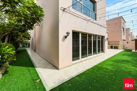 Vilë në Dubai, Emiratet e Bashkuara Arabe 4 dhoma gjumi, 468.5 m2. № 753270 - Foto 25