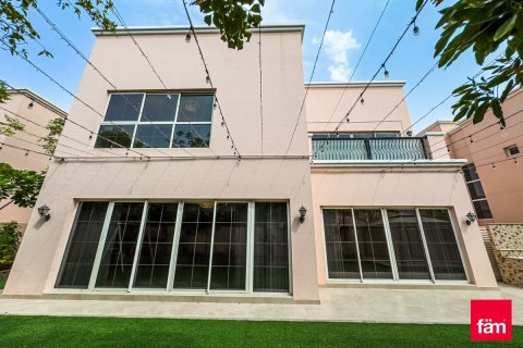 Vilë në Dubai, Emiratet e Bashkuara Arabe 4 dhoma gjumi, 468.5 m2. № 753270 - Foto 16