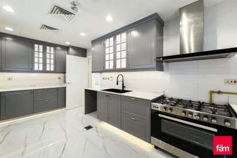 Vilë në Dubai, Emiratet e Bashkuara Arabe 4 dhoma gjumi, 468.5 m2. № 753270 - Foto 14