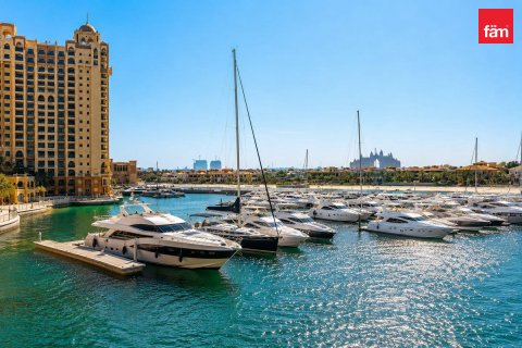 Apartament de închiriat în Palm Jumeirah, Dubai, EAU 3 dormitoare, 210.5 mp.  №753268 - poză 18