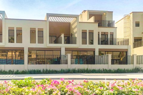 Kaupunkipientalo Damac Lagoons, Dubai, Arabiemiraatit 5 makuuhuonetta, 183.48 m2 № 733960