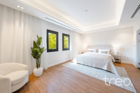Meadows, Dubai, UAE의 판매용 빌라 침실 4개, 373.28제곱미터 번호 741023 - 사진 17