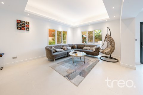 Вилла Meadows, Дубай, БАӘ-да 4 жатын бөлмелер, 387.41 м² № 741024 - фото 6