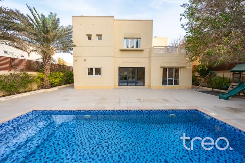 Вилла Meadows, Дубай, БАӘ-да 4 жатын бөлмелер, 387.41 м² № 741024 - фото 8