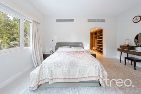 Вилла Meadows, Дубай, БАӘ-да 4 жатын бөлмелер, 387.41 м² № 741024 - фото 12