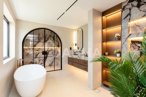 Villa till försäljning i Jumeirah Golf Estates, Dubai, UAE 5 sovrum, 479 kvm Nr. 706535 - fotografi 19