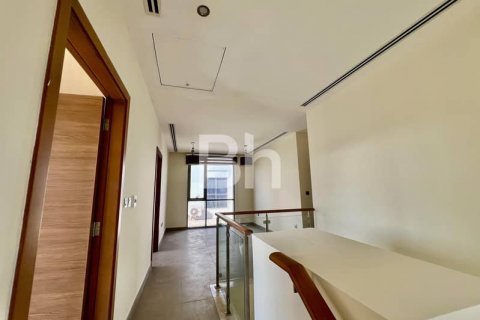 Снять в аренду виллу в Дубай Хилс Эстейт, ОАЭ 4 спальни, 464м2, № 614772 - фото 7