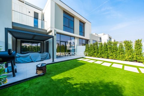 Rijtjeshuis te koop in Al Furjan, Dubai, VAE 3 slaapkamers, 238 vr.m., nr 663434 - foto 1