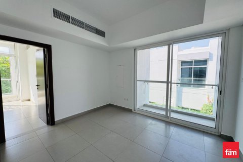 Řadový dům v Dubai, SAE 3 ložnice, 271.8 m² Č.: 700007 - fotografie 3