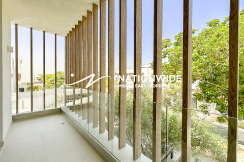 Villa zum Verkauf in Abu Dhabi, VAE 5 Schlafzimmer, 782 m2 Nr. 633207 - Foto 17
