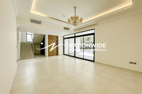 Villa zum Verkauf in Abu Dhabi, VAE 5 Schlafzimmer, 782 m2 Nr. 633207 - Foto 14