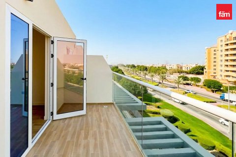Villa in vendita a Dubai, EAU 4 camere da letto, 78.6 mq. № 754975 - foto 9