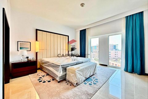 Apartment in The Marina, Abu Dhabi, UAE 1 bedroom, 93 sq.m. № 604598 - photo 4