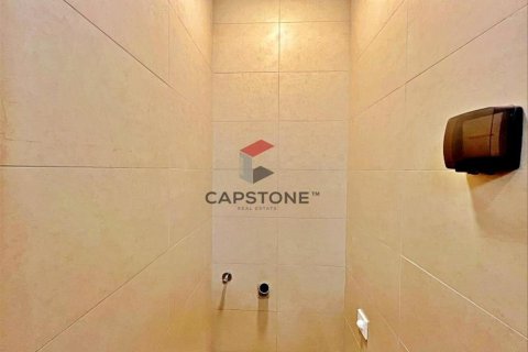Townhouse in Khalifa City, Abu Dhabi, UAE 3 bedrooms, 172 sq.m. № 604600 - photo 18