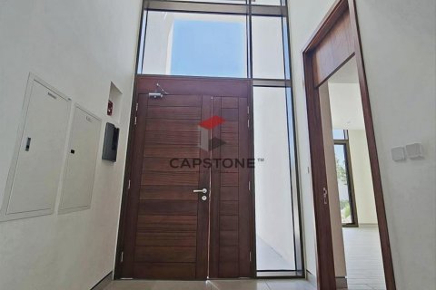 Vila di Abu Dhabi, UEA 4 kamar tidur, 337 m2 nomor 604601 - foto 18