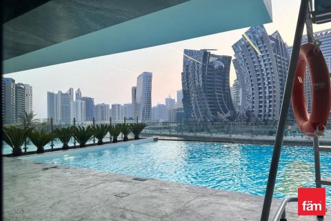 Kattohuoneisto Business Bay, Dubai, Arabiemiraatit 2 makuuhuonetta, 192.1 m2 № 576481 - kuva 12
