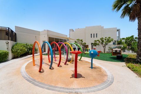 Σπίτι σε Jumeirah Village Circle, Dubai, ΗΑΕ 4 υπνοδωμάτια, 290 τ.μ. Αρ. 695953 - φωτογραφία 17