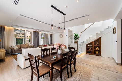 Σπίτι σε Jumeirah Village Circle, Dubai, ΗΑΕ 4 υπνοδωμάτια, 290 τ.μ. Αρ. 695953 - φωτογραφία 5