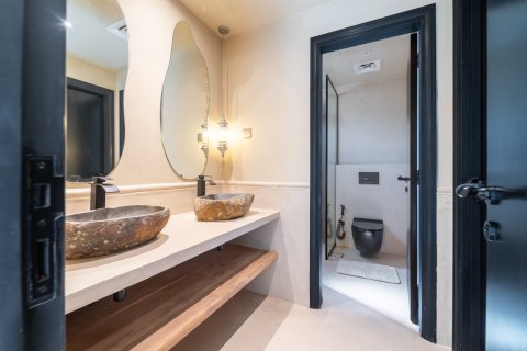 Villa zum Verkauf in Dubai, VAE 5 Schlafzimmer, 376 m2 Nr. 695957 - Foto 15