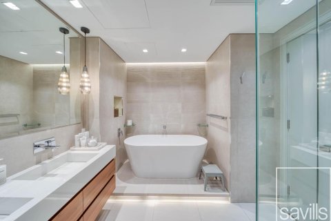 Vilë në Dubai Sports City, Dubai, Emiratet e Bashkuara Arabe 4 dhoma gjumi, 682.28 m2. № 753510 - Foto 10