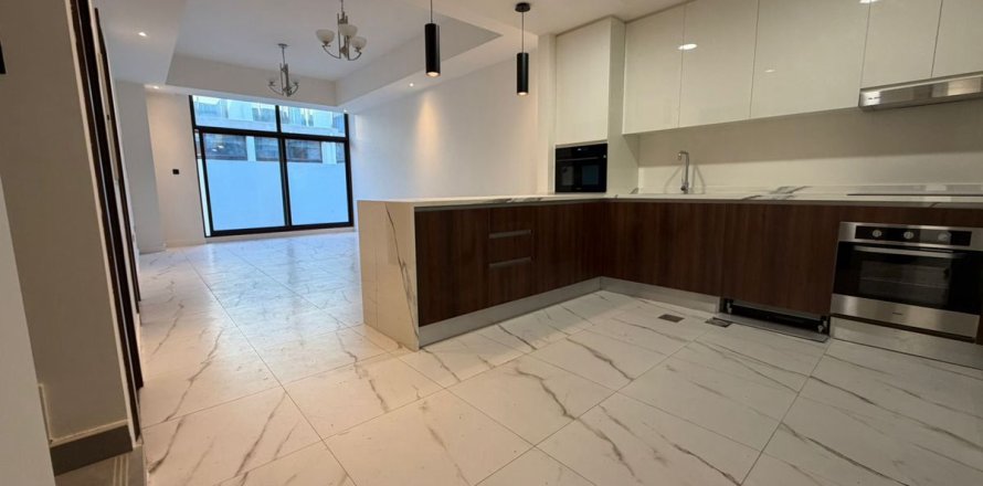 Rekkehus i Dubai, Emiratene 4 soverom, 187.2 kvm nr. 695188