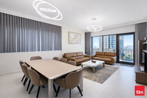 Apartment in Dubai, UAE 3 bedrooms, 149.9 sq.m. № 695187