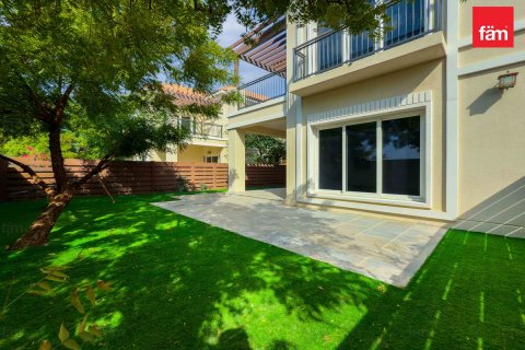 Villa til salgs i Dubai, Emiratene 4 soverom, 362.6 kvm Nr. 686201 - Foto 4