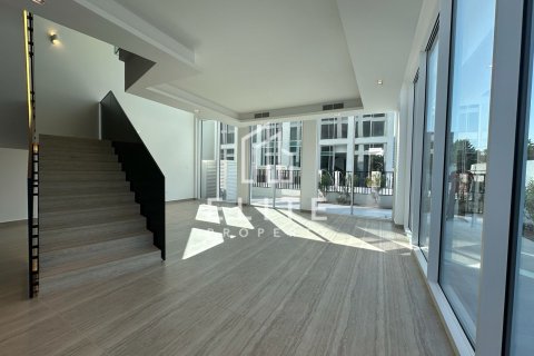 Willa do wynajęcia w Al Barari, Dubai, ZEA 4 sypialnie, 220 mkw., nr 736598 - zdjęcie 4