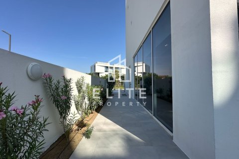 Willa do wynajęcia w Al Barari, Dubai, ZEA 4 sypialnie, 220 mkw., nr 736598 - zdjęcie 10