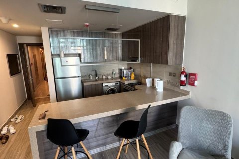 Apartemen di Dubai, UEA 1 kamar tidur, 70 m2 nomor 568581 - foto 7