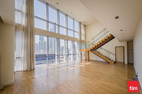 Lakás itt: Al Wasl, Dubai, EAE, 4 hálószoba, 323.6 m², azonosító: 646928 - fénykép 1