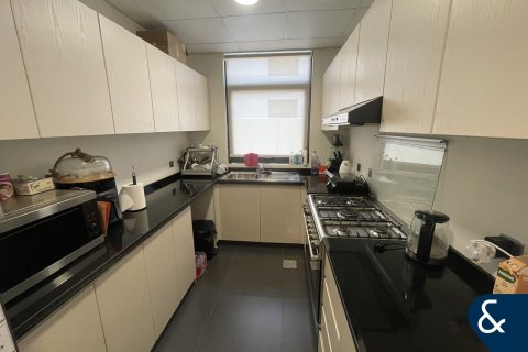 Villa till försäljning i DAMAC Hills (Akoya by DAMAC), Dubai, UAE 3 sovrum, 166 kvm Nr. 666741 - fotografi 19