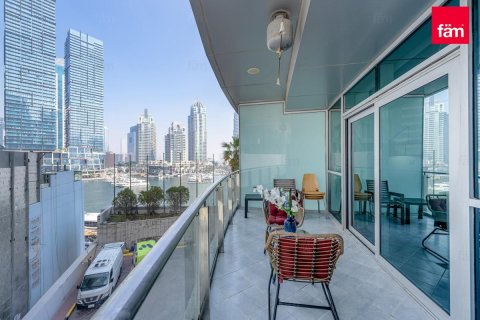 Lägenhet till försäljning i Dubai Marina, Dubai, UAE 3 sovrum, 152.8 kvm Nr. 646997 - fotografi 7