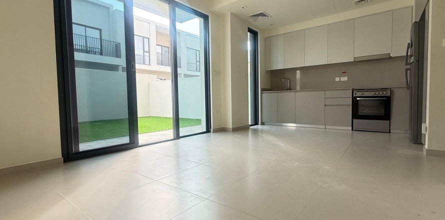 Willa w Dubai, ZEA 3 sypialnie, 141 mkw. nr 646994