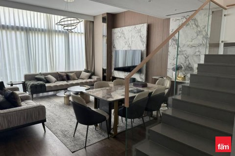 Řadový dům v Dubai, SAE 4 ložnice, 250 m² Č.: 631781 - fotografie 13