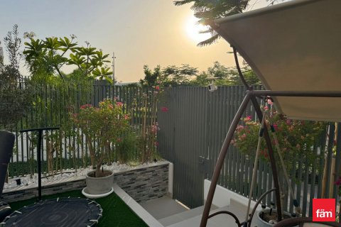 Řadový dům v Dubai, SAE 4 ložnice, 250 m² Č.: 631781 - fotografie 5
