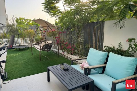 Řadový dům v Dubai, SAE 4 ložnice, 250 m² Č.: 631781 - fotografie 9